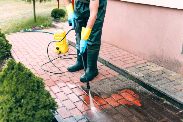 Why Choose Our Certified Pressure Washing Experts for Your Project Needs in Napili Honokowai, HI?